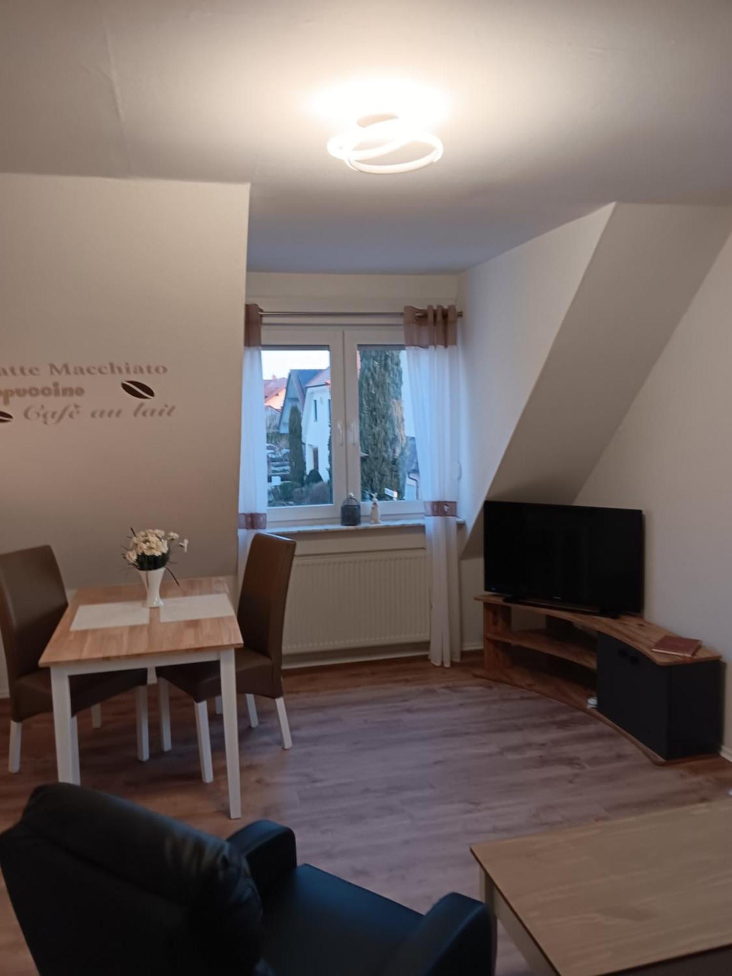 Gaestehaus Becker Wachenheim an der Weinstraße Екстериор снимка